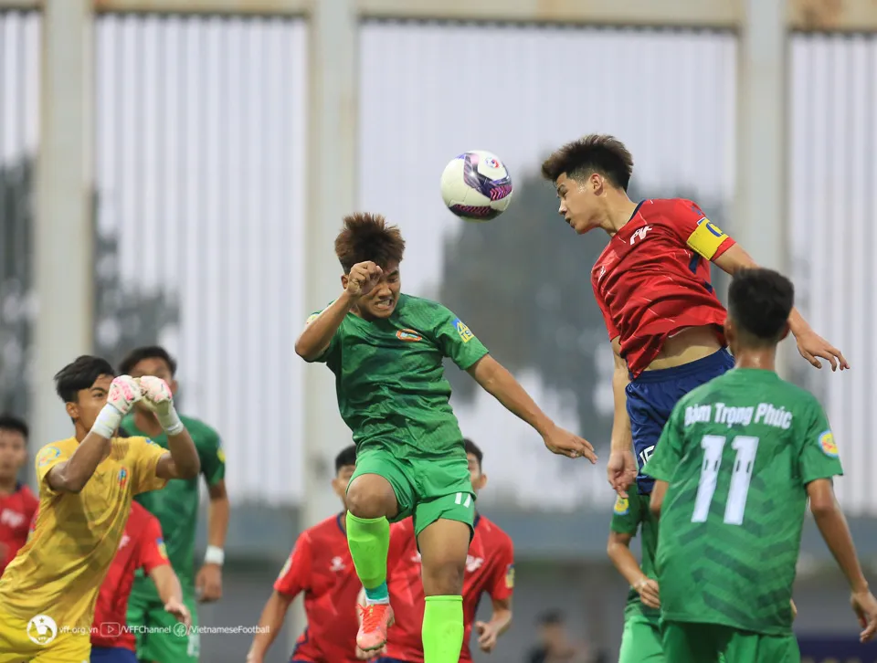 Xác định 2 cặp đấu bán kết Giải U17 Quốc gia 2023 - Ảnh 3. Xác định 2 cặp đấu bán kết Giải U17 Quốc gia 2023 - Ảnh 3.