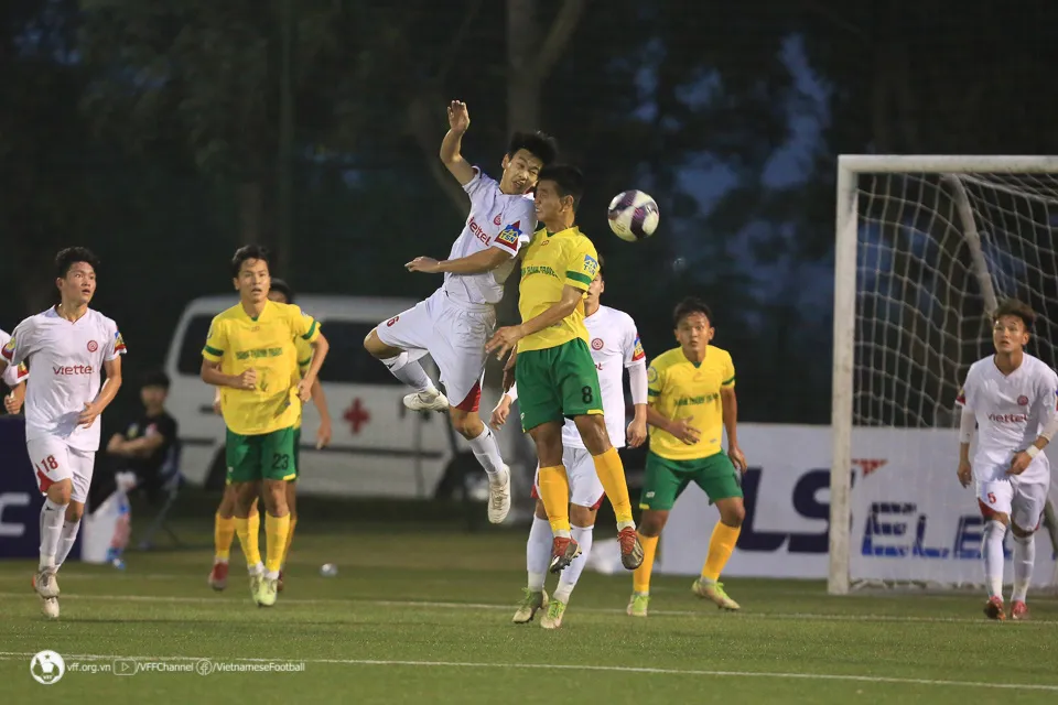 Xác định 2 cặp đấu bán kết Giải U17 Quốc gia 2023 - Ảnh 1. Xác định 2 cặp đấu bán kết Giải U17 Quốc gia 2023 - Ảnh 1.