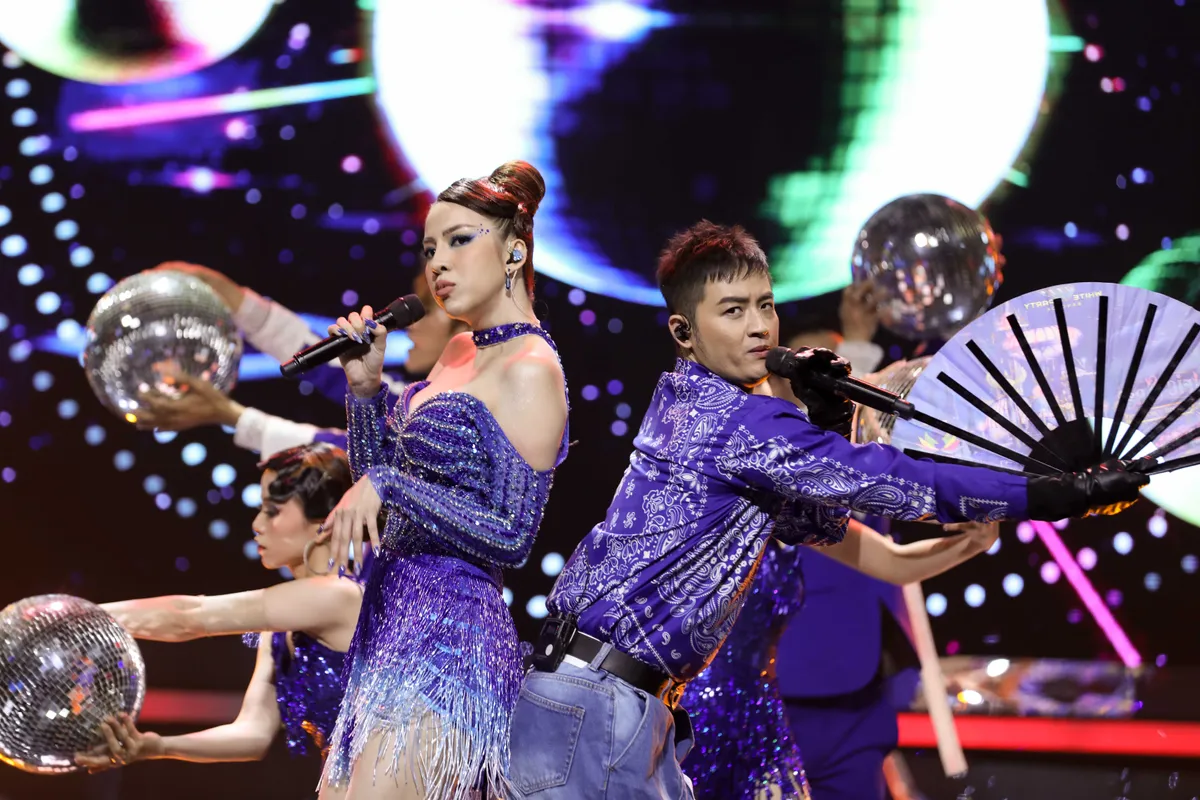 Ng&ocirc; Phương Anh v&agrave; Thanh Duy khiến gi&aacute;m khảo H&agrave; L&ecirc; &ldquo;đứng ngồi kh&ocirc;ng y&ecirc;n&rdquo; - Ảnh 2.