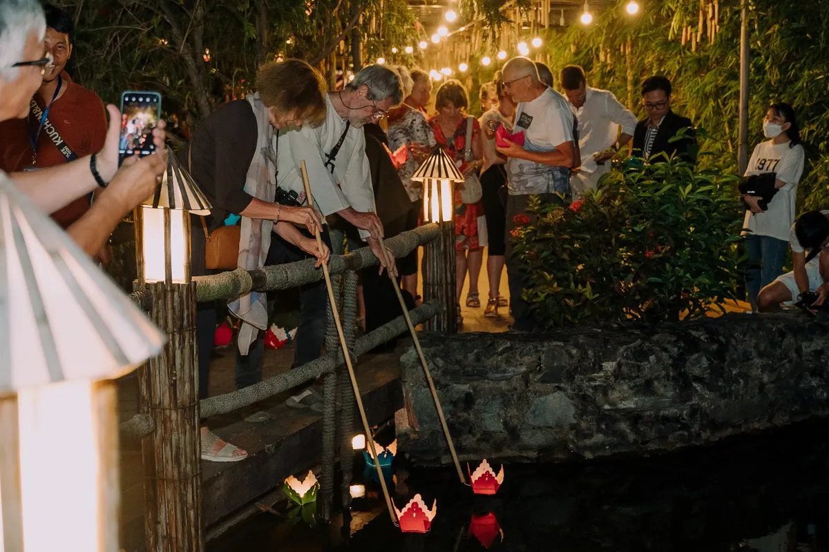 Nh&igrave;n lại những h&igrave;nh ảnh ấn tượng trong sinh nhật 5 năm của đảo K&yacute; Ức Hội An - Ảnh 6.