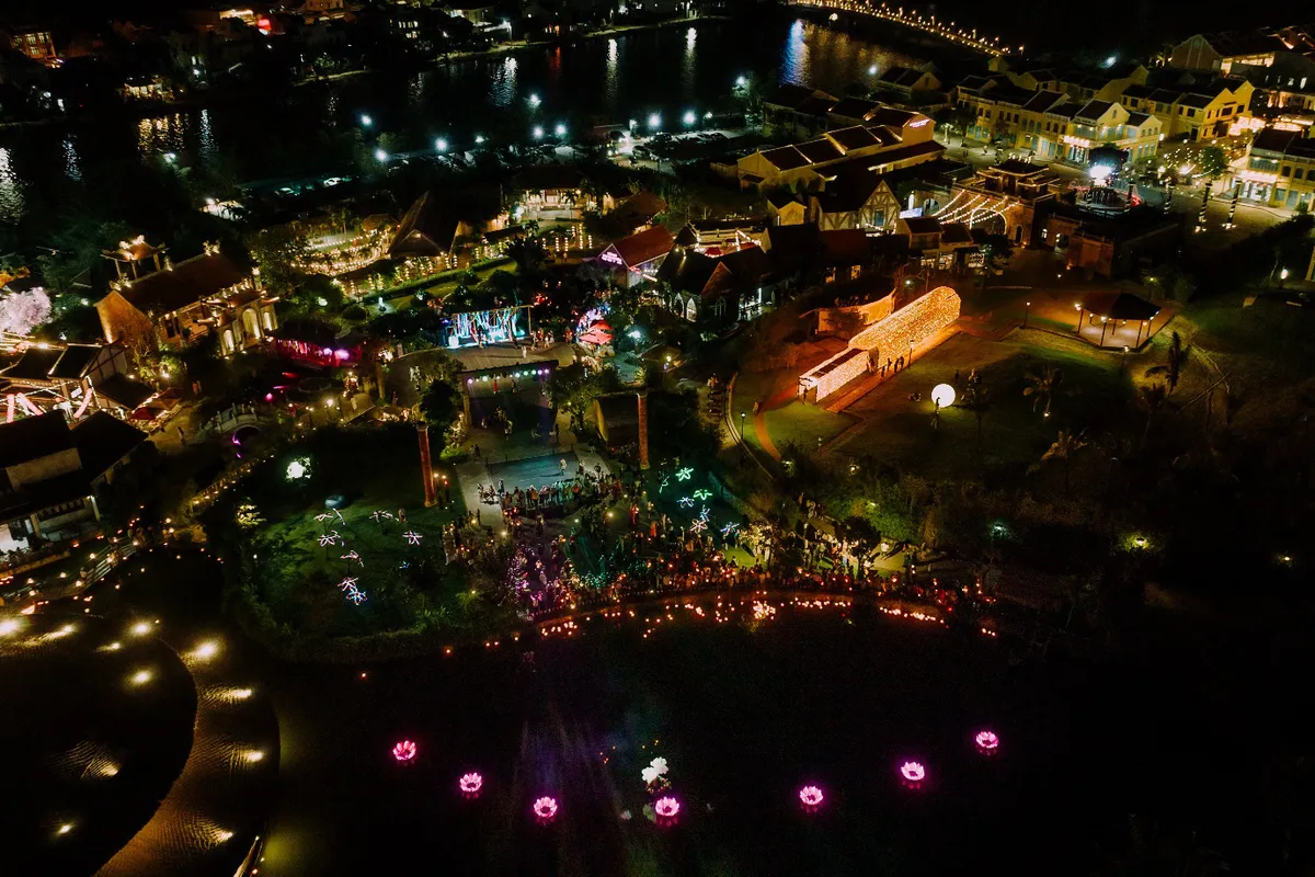 Nh&igrave;n lại những h&igrave;nh ảnh ấn tượng trong sinh nhật 5 năm của đảo K&yacute; Ức Hội An - Ảnh 8.