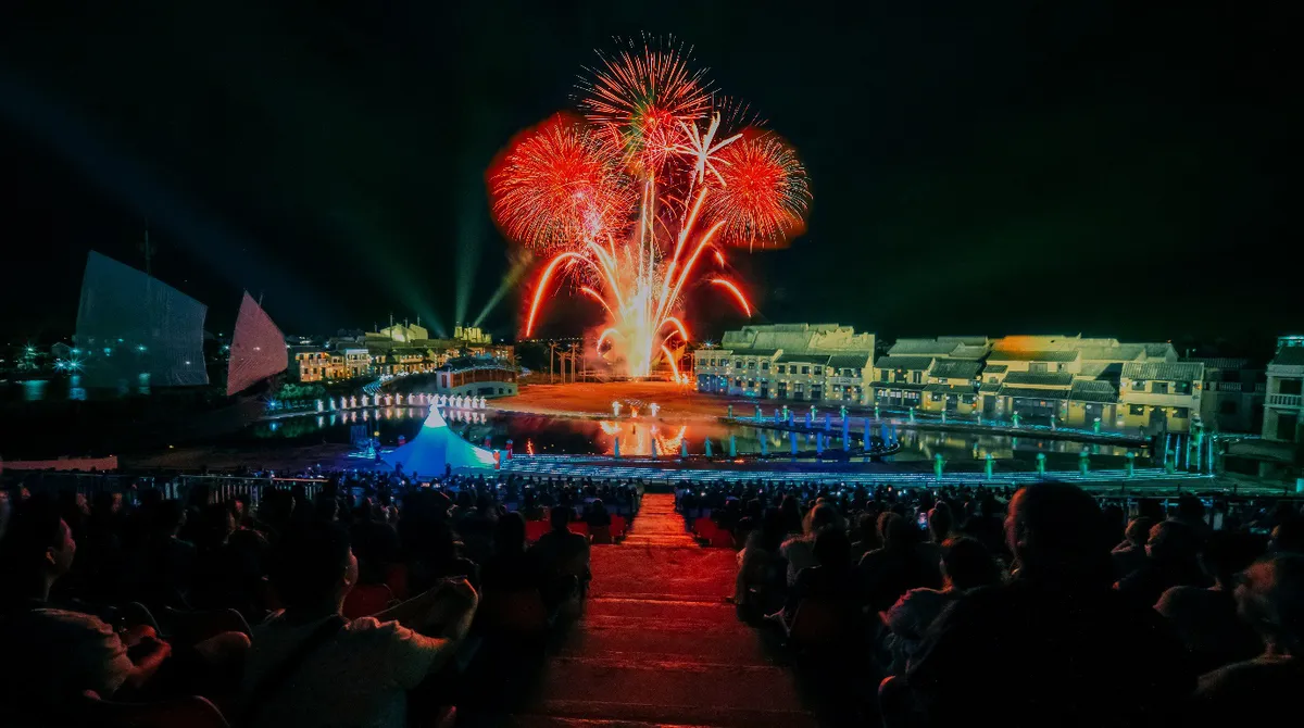 Nh&igrave;n lại những h&igrave;nh ảnh ấn tượng trong sinh nhật 5 năm của đảo K&yacute; Ức Hội An - Ảnh 10.