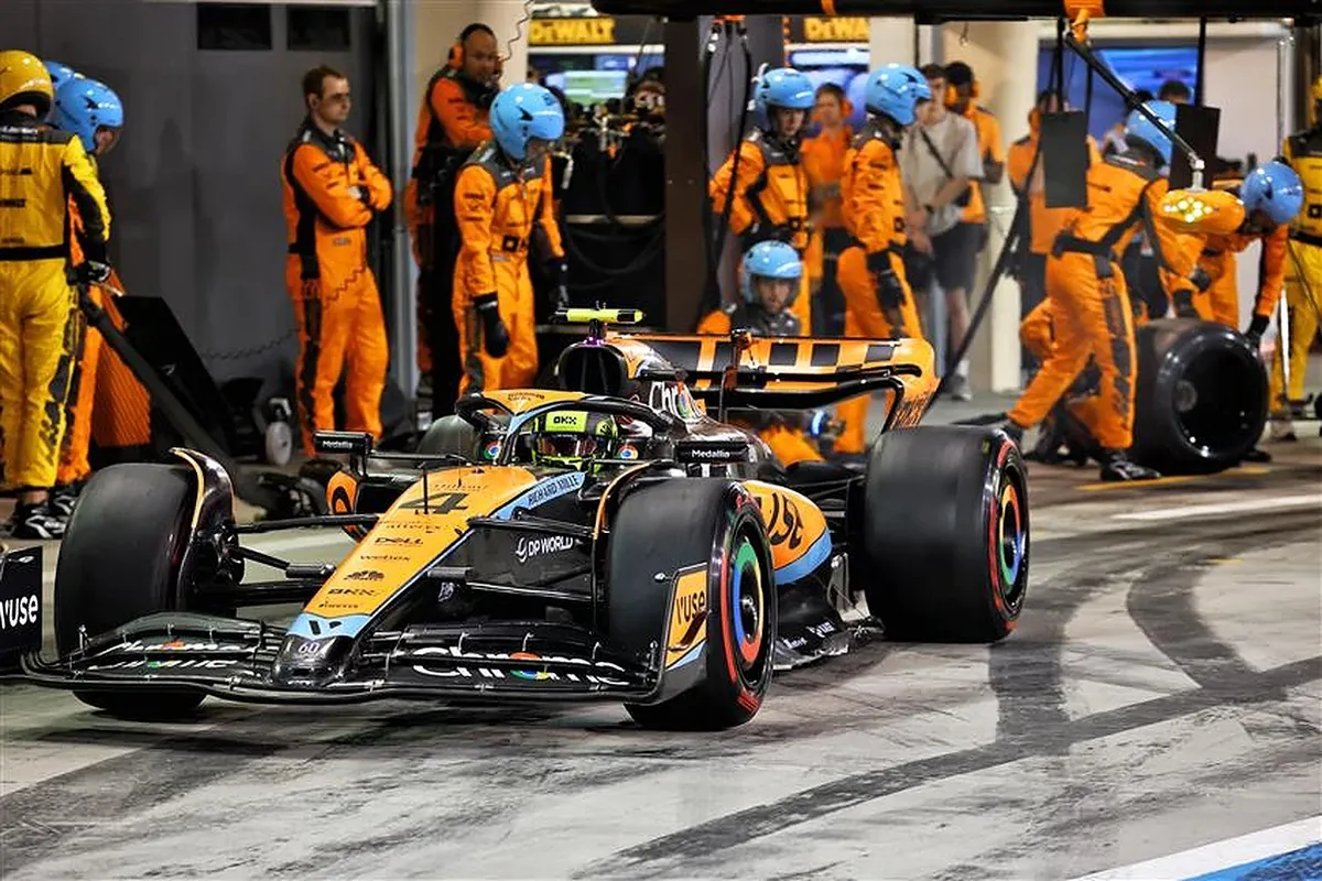 Đua xe F1 | Khởi đầu khó khăn của McLaren ở mùa giải 2023 - Ảnh 1. Đua xe F1 | Khởi đầu khó khăn của McLaren ở mùa giải 2023 - Ảnh 1.