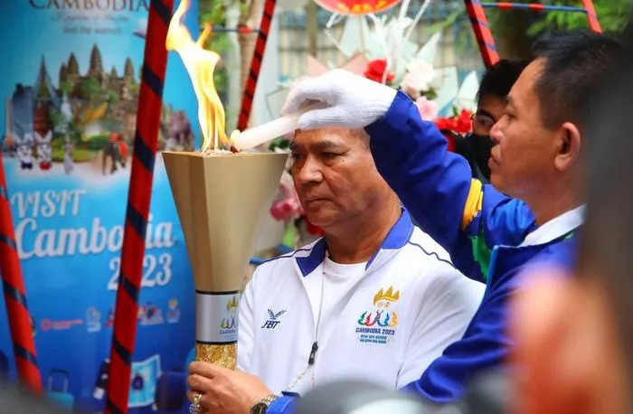 Campuchia cho học sinh cả nước nghỉ học để tổ chức SEA Games 32 - Ảnh 2. Campuchia cho học sinh cả nước nghỉ học để tổ chức SEA Games 32 - Ảnh 2.