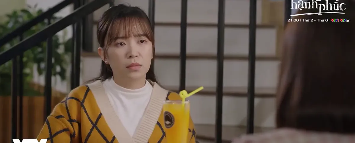 Dưới b&oacute;ng c&acirc;y hạnh ph&uacute;c - Tập 42: Son - Hồng gặp mặt giải quyết m&acirc;u thuẫn - Ảnh 2.