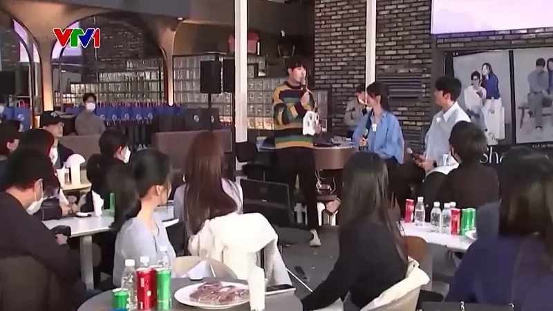 Chỉ 50,1% người H&agrave;n Quốc coi h&ocirc;n nh&acirc;n l&agrave; điều bắt buộc - Ảnh 1.