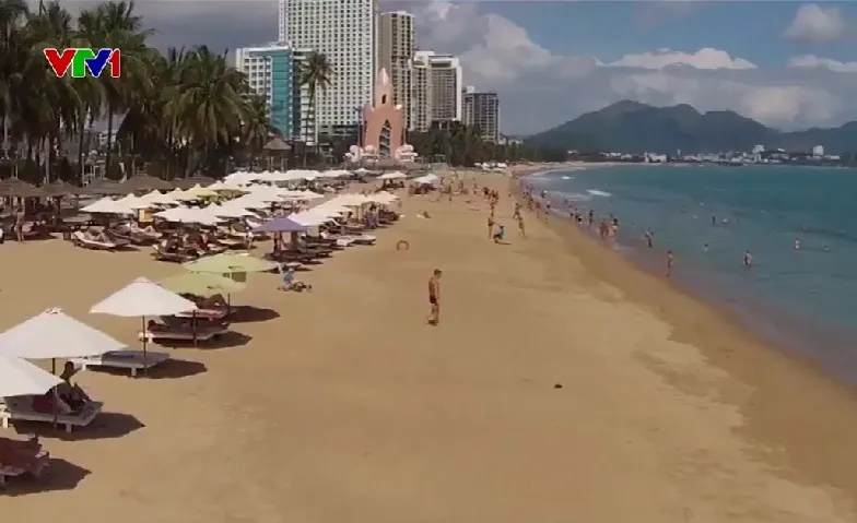 Ưu ti&ecirc;n kh&ocirc;ng gian biển cho cộng đồng - Ảnh 1.