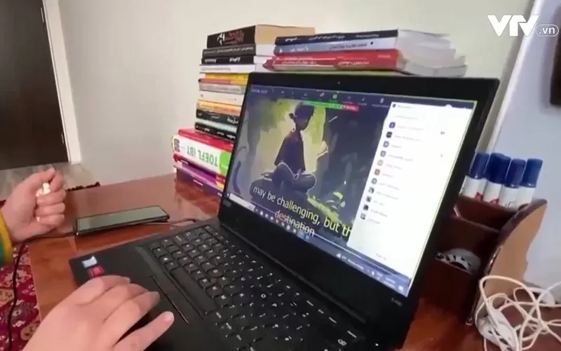 Học trực tuyến - cơ hội cuối c&ugrave;ng tiếp cận tri thức của nữ sinh Afghanistan - Ảnh 1.