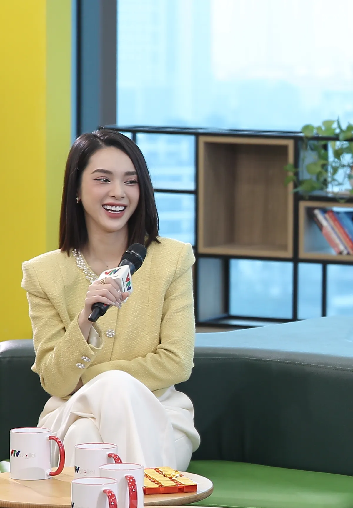 MC Sơn Lâm đau đầu với độ quậy của bộ đôi Voi - Happi Đừng làm mẹ cáu - Ảnh 13.
