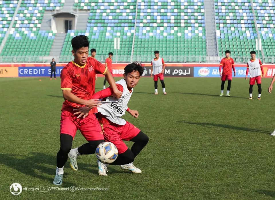 HLV Hoàng Anh Tuấn: “U20 Việt Nam hãy quên chiến thắng vừa qua” - Ảnh 2. HLV Hoàng Anh Tuấn: “U20 Việt Nam hãy quên chiến thắng vừa qua” - Ảnh 2.