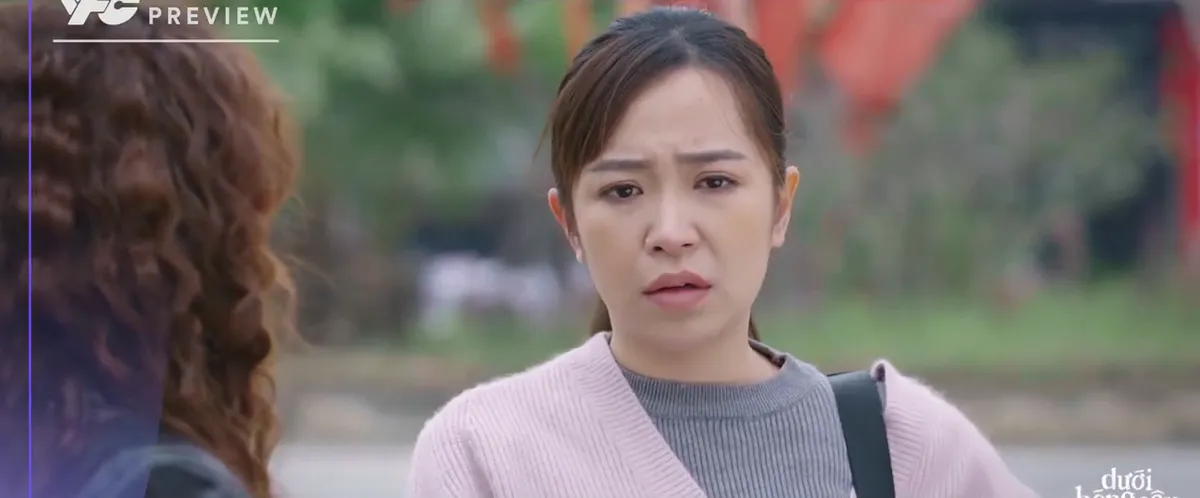 Dưới b&oacute;ng c&acirc;y hạnh ph&uacute;c - Tập 29: Son giấu cả nh&agrave; chuyện kh&ocirc;ng mắc ung thư nhưng bị Th&uacute;y ph&aacute;t hiện - Ảnh 2.