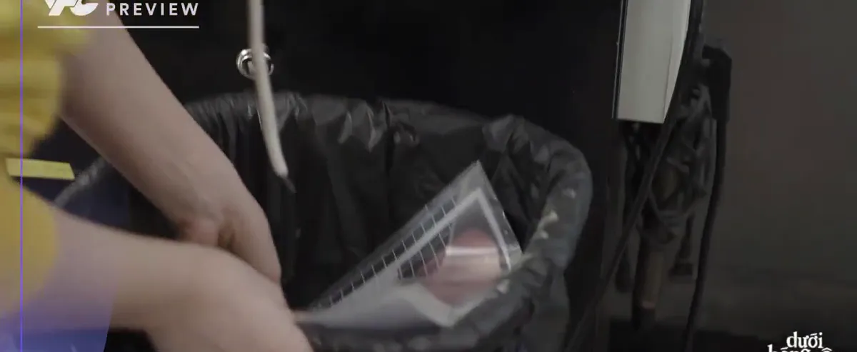 Dưới b&oacute;ng c&acirc;y hạnh ph&uacute;c - Tập 29: Son giấu cả nh&agrave; chuyện kh&ocirc;ng mắc ung thư nhưng bị Th&uacute;y ph&aacute;t hiện - Ảnh 3.