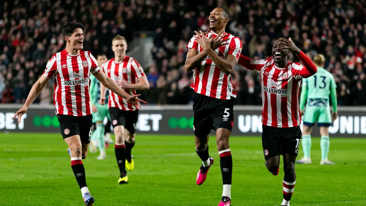 Brentford thắng kịch tính Fulham - Ảnh 2. Brentford thắng kịch tính Fulham - Ảnh 2.