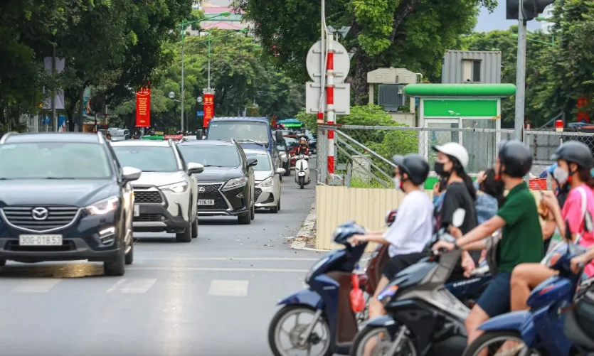 Hoàn trả mặt đường tuyến metro Nhổn - Ga Hà Nội - Ảnh 7.