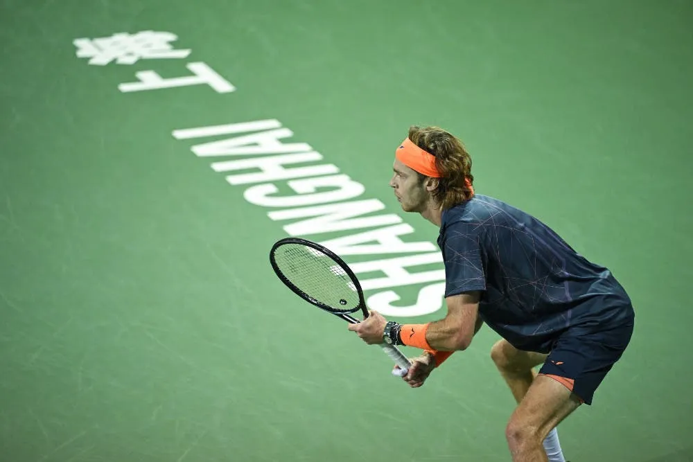 Andrey Rublev vào tứ kết Thượng Hải Masters - Ảnh 1. Andrey Rublev vào tứ kết Thượng Hải Masters - Ảnh 1.