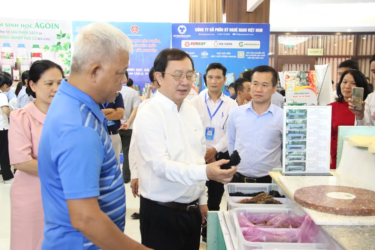 Đắk Lắk tăng trưởng kỷ lục nhờ ứng dụng tiến bộ KH&CN v&agrave;o sản xuất v&agrave; đời sống - Ảnh 4.