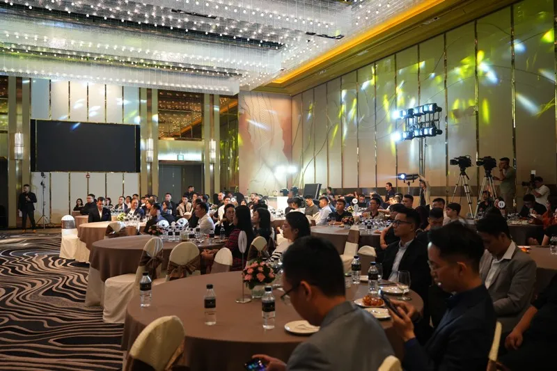Saigon Heat đại thắng tại VBA Awards 2023 - Ảnh 1.