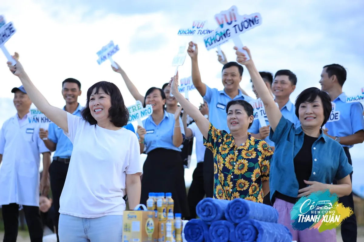 “Có hẹn cùng thanh xuân” – Chuyến tàu ngược thời gian cho người cao tuổi - Ảnh 3.