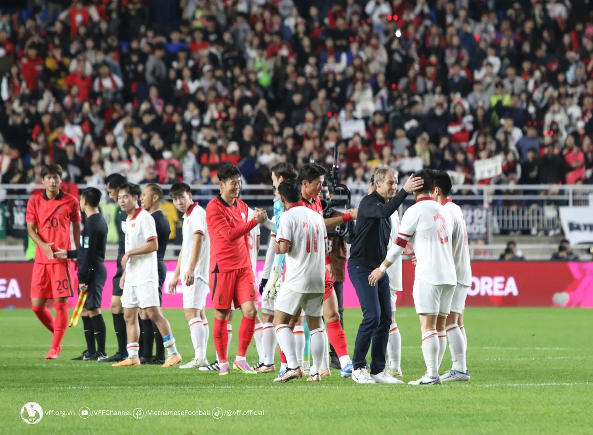 ĐT Việt Nam kết thúc chuỗi trận giao hữu tháng 10, tích cực hướng tới Vòng loại World Cup 2026 - Ảnh 3. ĐT Việt Nam kết thúc chuỗi trận giao hữu tháng 10, tích cực hướng tới Vòng loại World Cup 2026 - Ảnh 3.