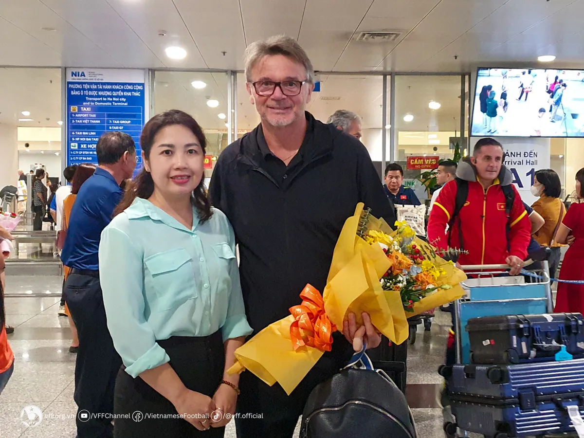 Đội tuyển Việt Nam về nước, hoàn thành chuỗi trận giao hữu chuẩn bị cho Vòng loại World Cup 2026 - Ảnh 1. Đội tuyển Việt Nam về nước, hoàn thành chuỗi trận giao hữu chuẩn bị cho Vòng loại World Cup 2026 - Ảnh 1.