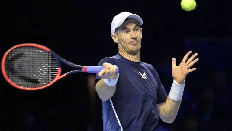 Andy Murray vào vòng 2 giải quần vợt Basel mở rộng - Ảnh 1. Andy Murray vào vòng 2 giải quần vợt Basel mở rộng - Ảnh 1.