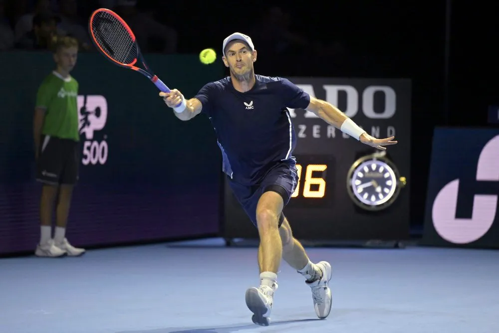 Andy Murray vào vòng 2 giải quần vợt Basel mở rộng - Ảnh 2. Andy Murray vào vòng 2 giải quần vợt Basel mở rộng - Ảnh 2.