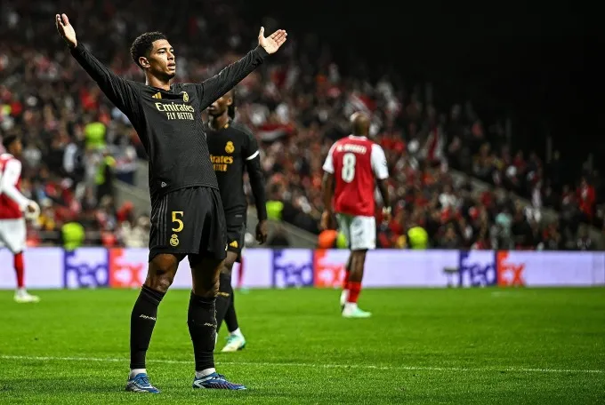Kết quả UEFA Champions League sáng nay, 25/10: Man Utd thắng nhọc nhằn, Arsenal vươn lên đỉnh bảng - Ảnh 3. Kết quả UEFA Champions League sáng nay, 25/10: Man Utd thắng nhọc nhằn, Arsenal vươn lên đỉnh bảng - Ảnh 3.