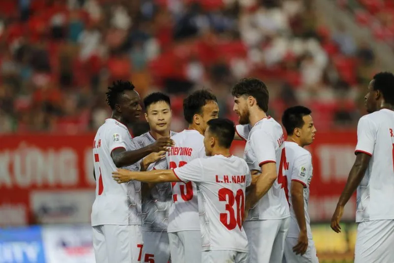 Đánh bại Sabah FC, Hải Phòng có chiến thắng thứ 2 tại AFC Cup 2023/24 - Ảnh 2. Đánh bại Sabah FC, Hải Phòng có chiến thắng thứ 2 tại AFC Cup 2023/24 - Ảnh 2.