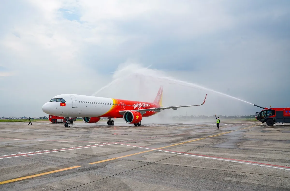 Liên tục nhận tàu bay mới, Vietjet đón tàu bay thứ 101 - Ảnh 2.