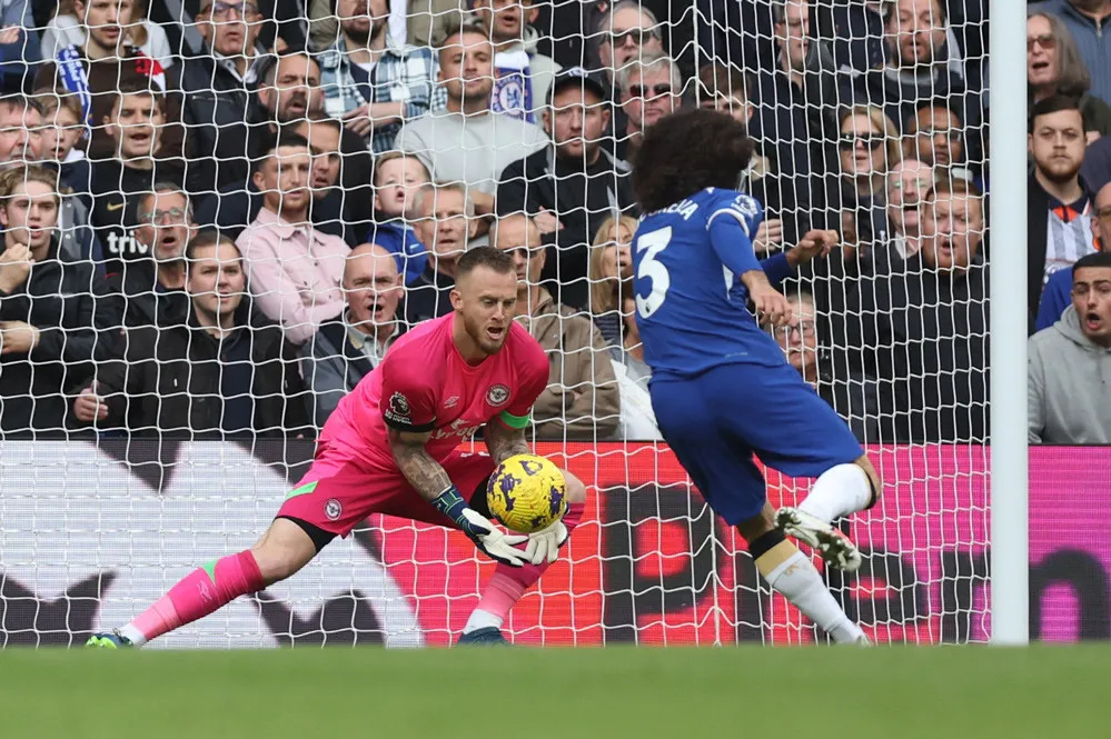 Chelsea thua trận thứ tư tại Ngoại hạng Anh - Ảnh 1. Chelsea thua trận thứ tư tại Ngoại hạng Anh - Ảnh 1.