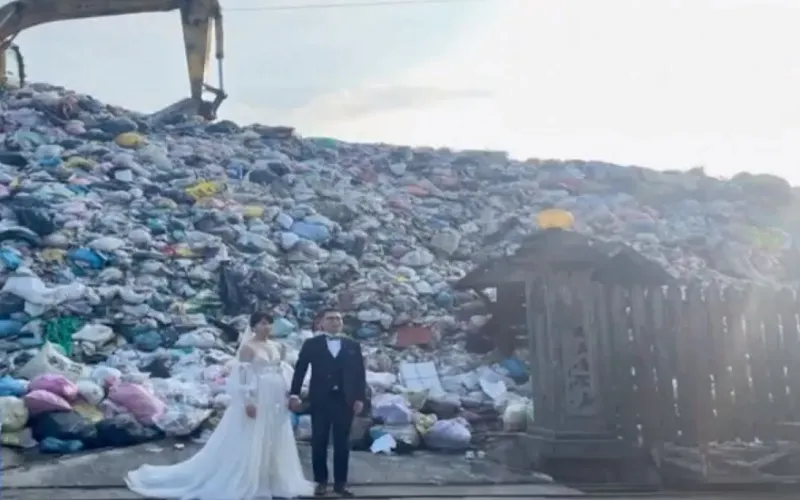 Bộ ảnh cưới được thực hiện tại những b&atilde;i r&aacute;c Đ&agrave;i Loan (Trung Quốc) - Ảnh 1.