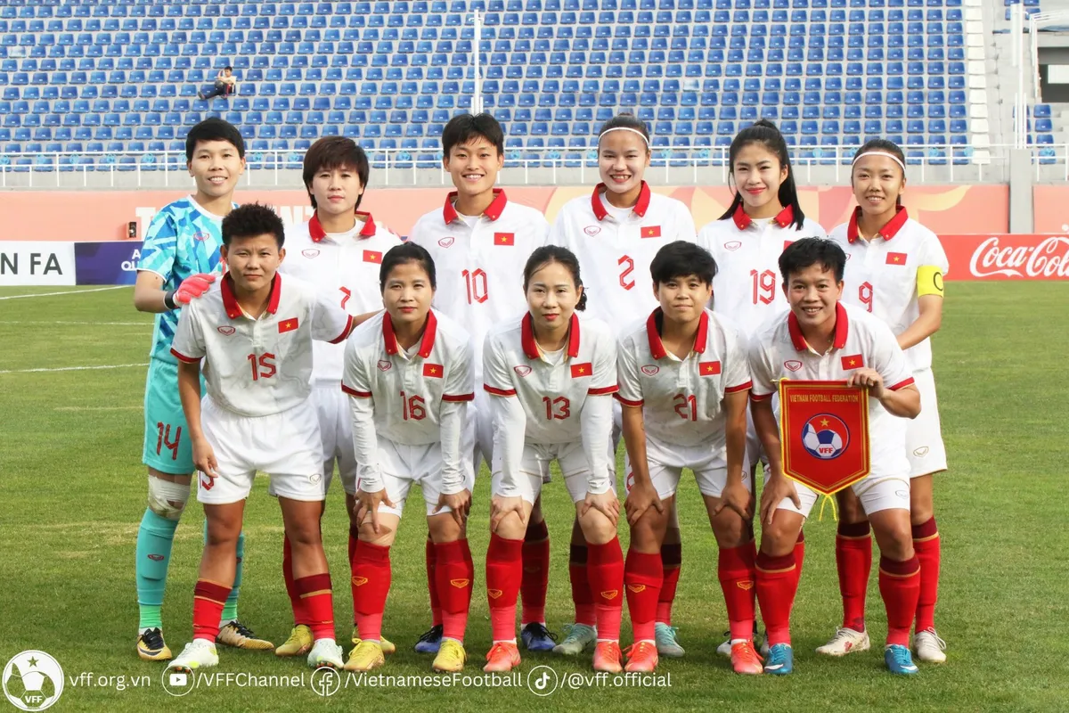 Vòng loại thứ 2 Olympic Paris 2024: ĐT nữ Việt Nam giành 3 điểm trước Ấn Độ - Ảnh 1. Vòng loại thứ 2 Olympic Paris 2024: ĐT nữ Việt Nam giành 3 điểm trước Ấn Độ - Ảnh 1.