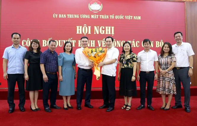 Nhà báo Trần Bảo Trung - Phó Tổng Biên tập Báo Đại đoàn kết được bổ nhiệm Phó Tổng Biên tập Tạp chí Mặt trận  - Ảnh 5.