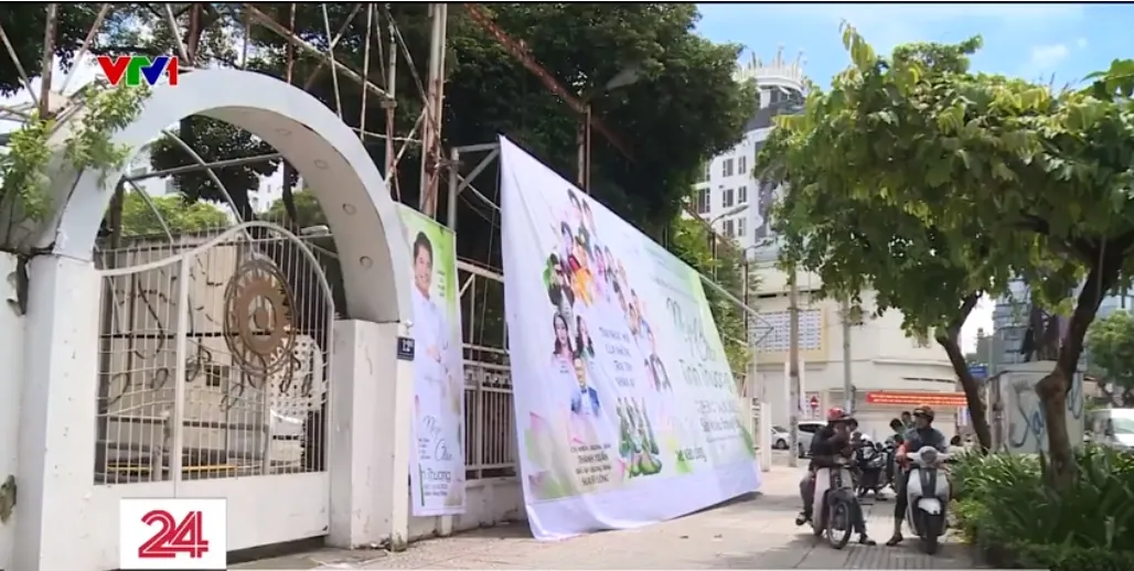 Th&agrave;nh phố Hồ Ch&iacute; Minh: Bức bối chỗ gửi xe - Ảnh 1.