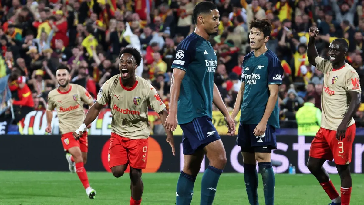 Kết quả UEFA Champions League s&aacute;ng 04/10: Arsenal v&agrave; Manchester United cho&aacute;ng v&aacute;ng - Ảnh 2.