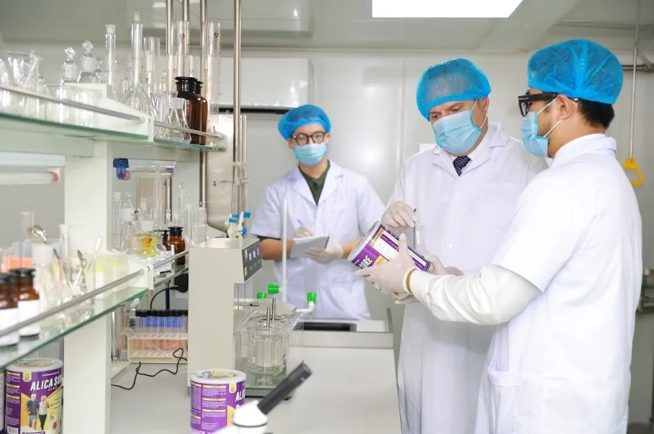 Alica Sure Canxi - Dinh dưỡng tối ưu cho người bệnh xương khớp - Ảnh 3. Alica Sure Canxi - Dinh dưỡng tối ưu cho người bệnh xương khớp - Ảnh 3.
