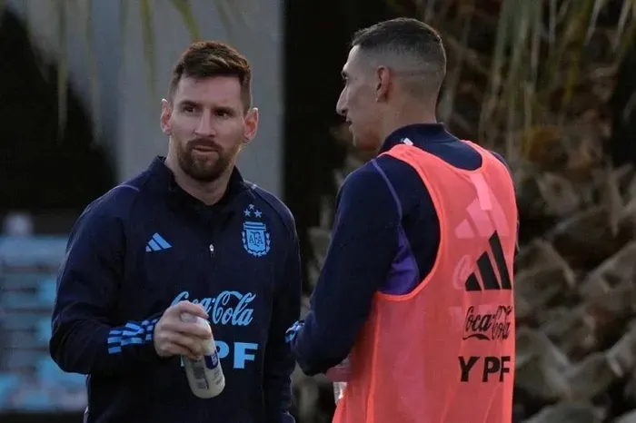 Dù chấn thương, Messi vẫn được triệu tập lên ĐT Argentina - Ảnh 1. Dù chấn thương, Messi vẫn được triệu tập lên ĐT Argentina - Ảnh 1.