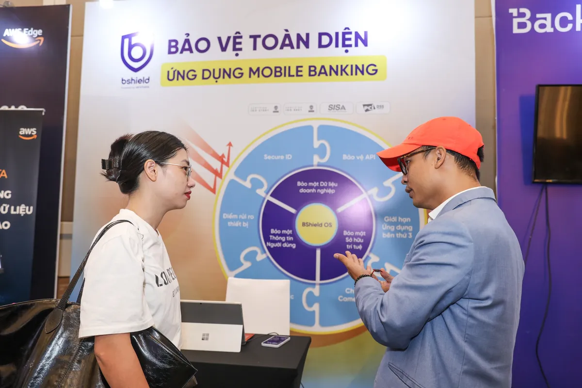 Hội thảo và Triển lãm Smart Banking 2023: Định hình tương lai ngành ngân hàng trong kỷ nguyên số - Ảnh 1.