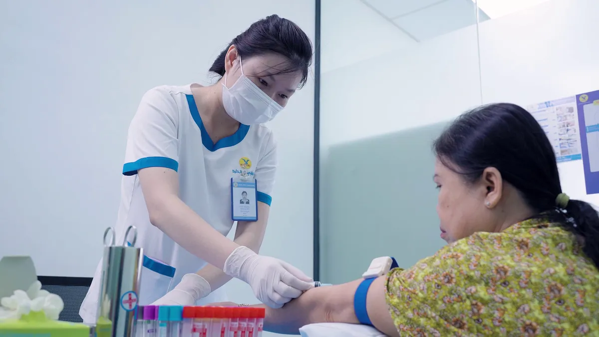 Đưa cơ sở y tế Việt Nam tại Campuchia v&agrave;o hoạt động - Ảnh 2.