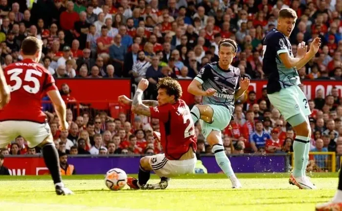 Chelsea và Manchester United cùng hưởng niềm vui chiến thắng - Ảnh 4. Chelsea và Manchester United cùng hưởng niềm vui chiến thắng - Ảnh 4.