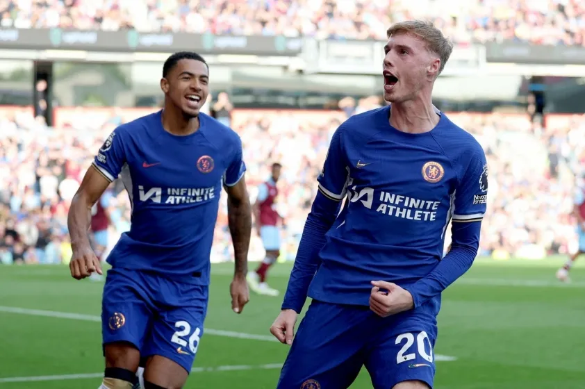 Chelsea và Manchester United cùng hưởng niềm vui chiến thắng - Ảnh 2. Chelsea và Manchester United cùng hưởng niềm vui chiến thắng - Ảnh 2.