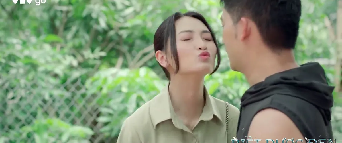 Biệt dược đen - Tập 16: Lan đến tận nh&agrave;, c&ograve;n đ&ograve;i đội trưởng Tuyển h&ocirc;n - Ảnh 2.