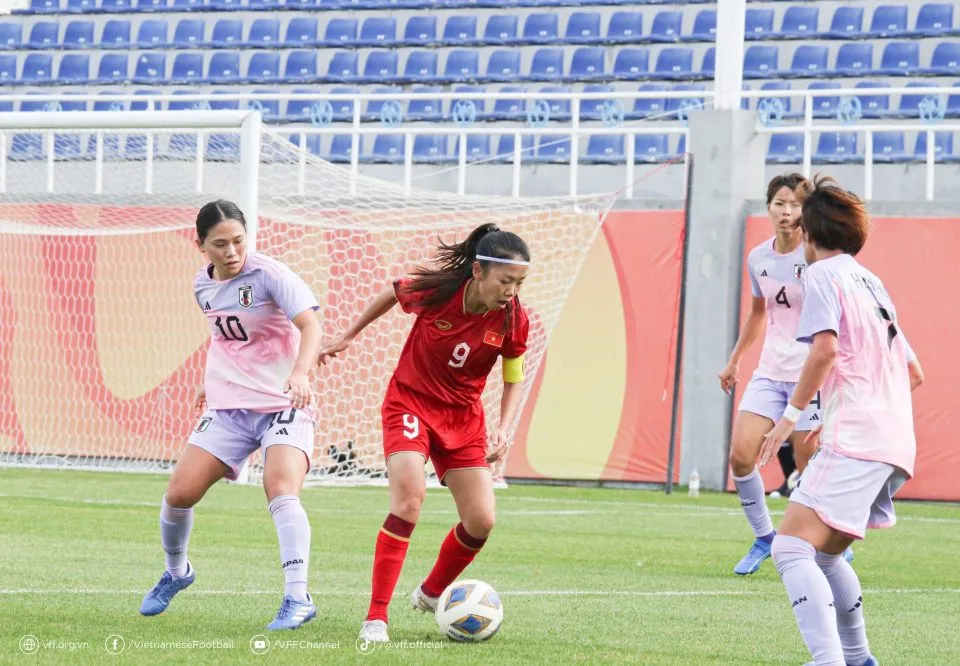 HLV Mai Đức Chung: “Cảm ơn ĐT nữ Việt Nam đã cố gắng và cống hiến hết mình” - Ảnh 2. HLV Mai Đức Chung: “Cảm ơn ĐT nữ Việt Nam đã cố gắng và cống hiến hết mình” - Ảnh 2.