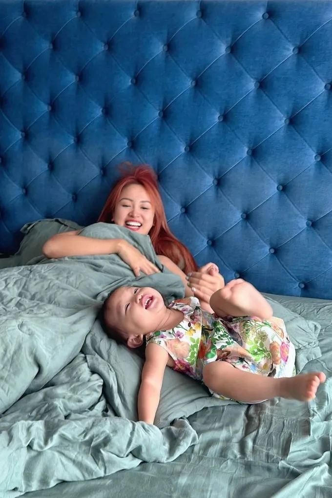 Diva Hồng Nhung về thăm nhà, Khả Ngân hội ngộ người tình màn ảnh   - Ảnh 5.