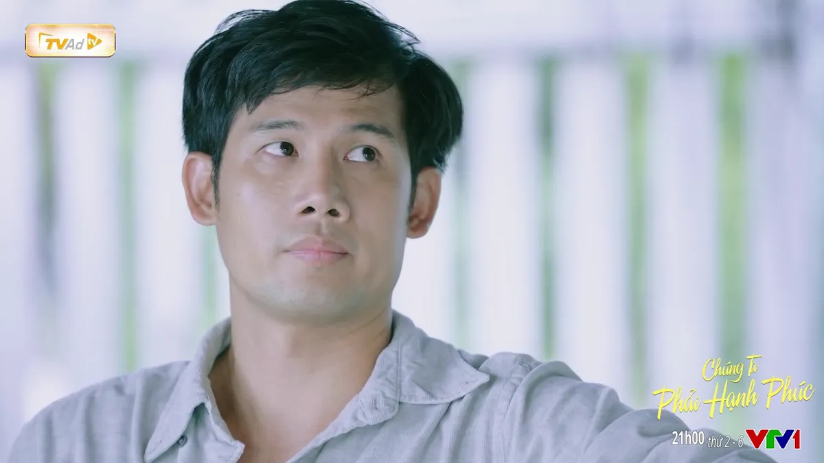 Ch&uacute;ng ta phải hạnh ph&uacute;c - Tập 3: Chủ nh&agrave; đến tận nơi đ&ograve;i tiền vợ chồng B&igrave;nh - Ảnh 2.