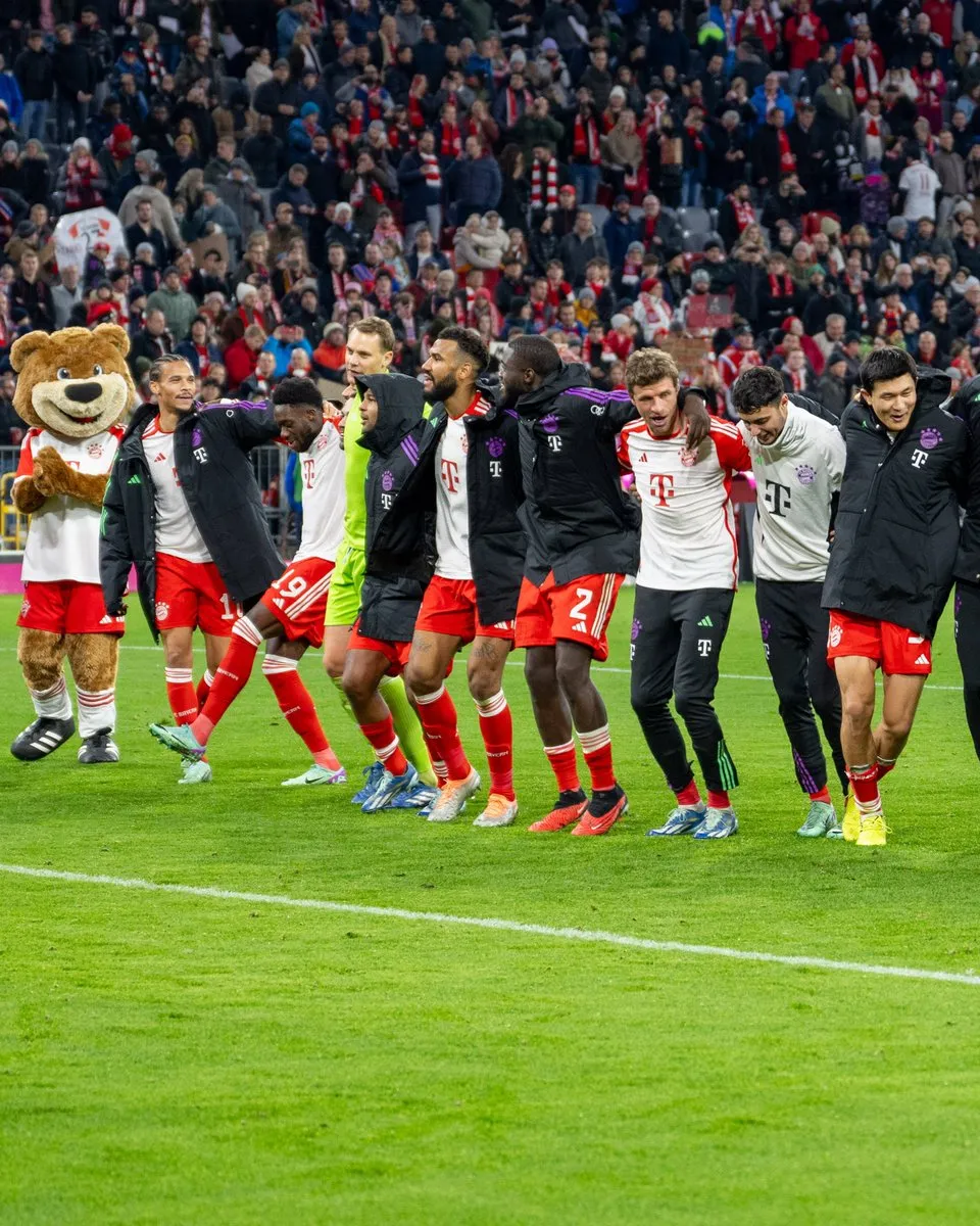 Bayern Munich thành công về mặt tài chính - Ảnh 1. Bayern Munich thành công về mặt tài chính - Ảnh 1.