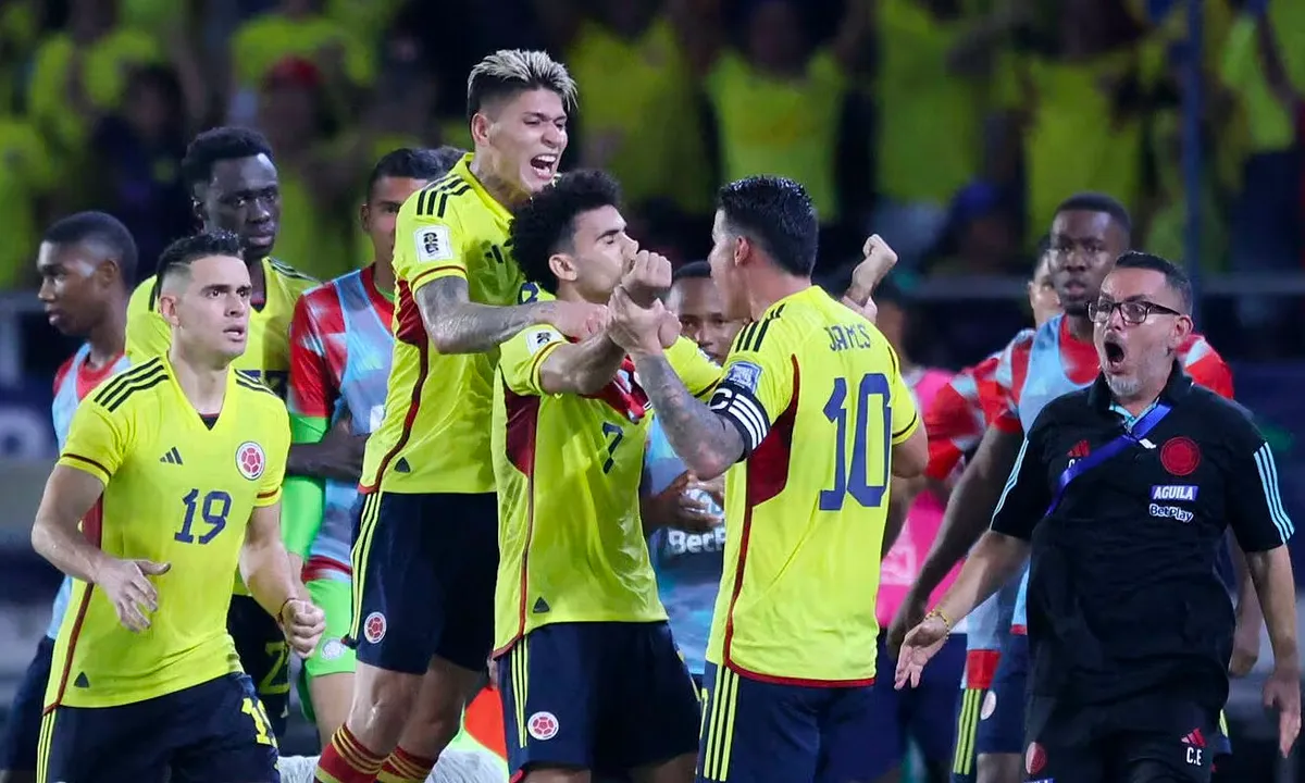 Brazil thua ngược Colombia ở vòng loại World Cup - Ảnh 3. Brazil thua ngược Colombia ở vòng loại World Cup - Ảnh 3.