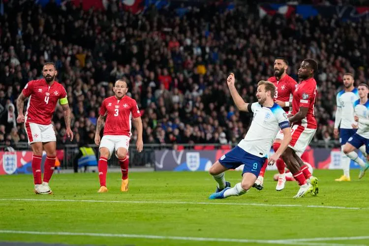 Kết quả vòng loại EURO 2024: ĐT Anh và Italia thắng lớn - Ảnh 1.