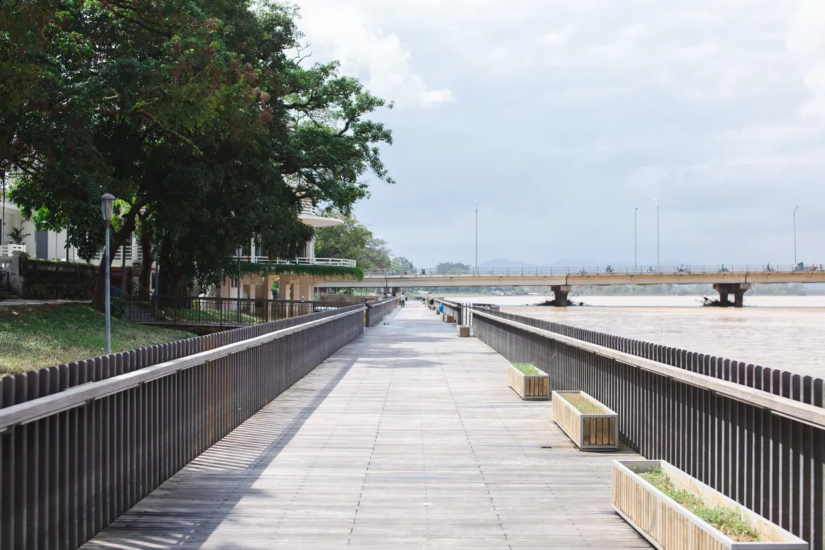Hồi sinh cây cầu bạc tỷ xứ Huế sau cơn lũ lịch sử - Ảnh 9. Hồi sinh cây cầu bạc tỷ xứ Huế sau cơn lũ lịch sử - Ảnh 9.