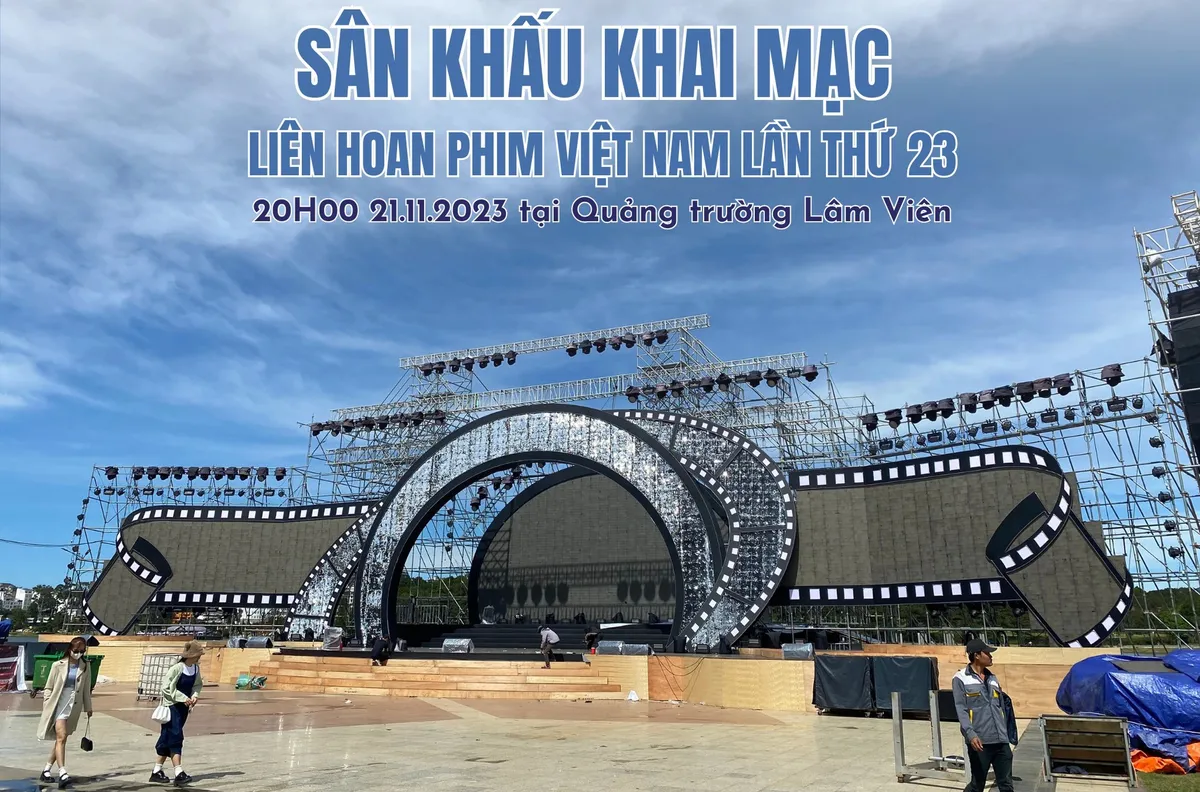 Lễ khai mạc Liên hoan phim Việt Nam lần thứ 23: Đón đợi những bất ngờ! - Ảnh 1.